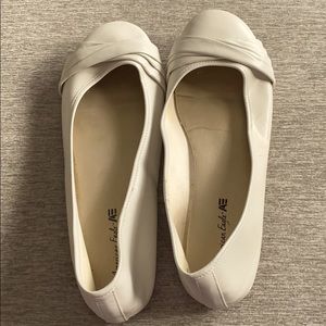 American Eagle flats 12 wide